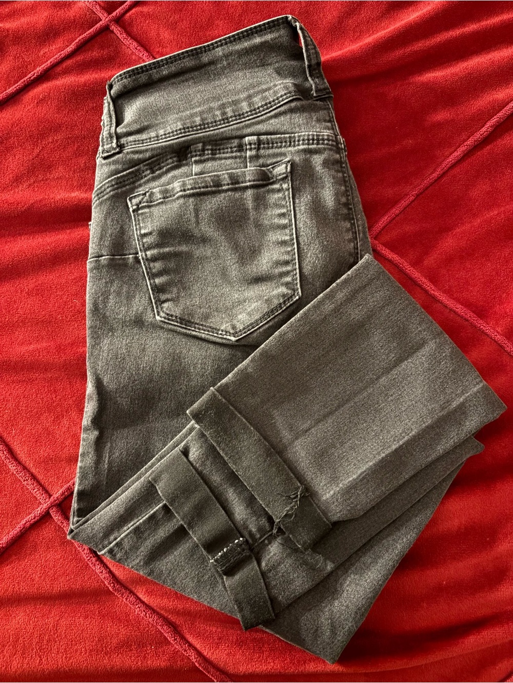 Wax Jean Women's Skinny Jeans in Charcoal Gray